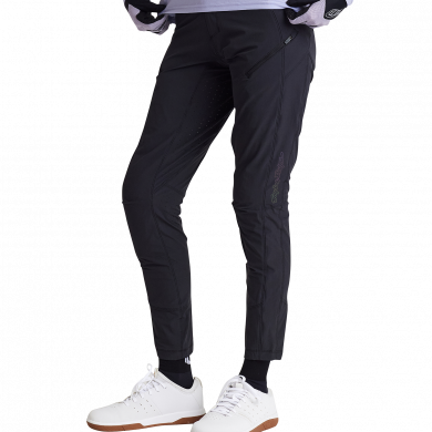 ElementStore - TLD_B24D1_LILIUM_PANT_SOLID_BLK_07