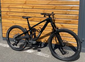 Zánovní Trek  SLASH 9.8 GX AXS T-Type Gen 6 Daintree 2024 velikost L