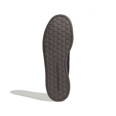 ElementStore - IH0825_4_FOOTWEAR_Photography_Bottom View_white