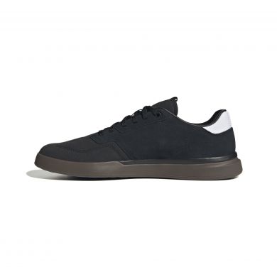 ElementStore - IH0825_5_FOOTWEAR_Photography_Side Medial Center View_white